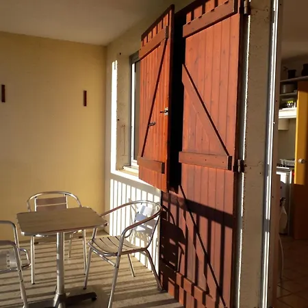 En Front De - 3256 Apartment